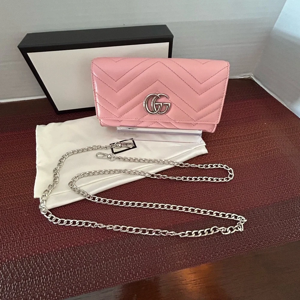 Gucci GG Pink Marmont Wallet w/Chain - Picture 1 of 16